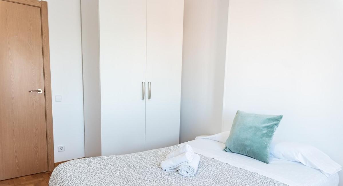 Adaptado Y Comodo Apartamento En Iturrama Pamplona Dış mekan fotoğraf